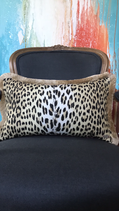 Leopard small mit Quaste 50cm x 30cm