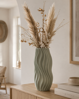 NEU Vase, skulpturell "Welle", 15 cm hoch