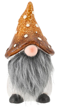 Wichtel mit braunem Pilzhut