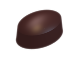 Molde de chocolate y bombón con forma de óvalo.