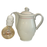 Kannenlampe - Creme mit feinen roten und silberfarbenen Streifen