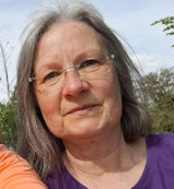 Auf dem Bild ist Verwaltungsmitarbeiterin Frau Silke Kögel