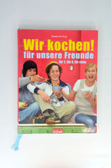 Verlag: Mosaik bei Goldmann  Buchtitel: Wir kochen! für unsere Freunde  Autor: Susanne Klug Erscheinungsjahr: 2008