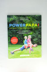 Verlag: Faszination Fitness  Buchtitel: Powerpapa  Autor: Andreas Lober / Andreas Ullrich Erscheinungsjahr: 2015