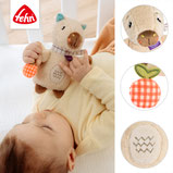 Baby mit Bean Bag Capybara Detailansicht - Fehn Kollektion Capybara