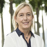 Martina Navratilova contact BOOKING popular speaker celebrity