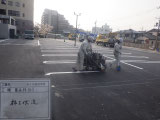 駐車場のライン・区画線舗装工事の様子