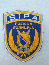 Antiterroreinheit Srpska  --  älteres Modell (ca. späte 1990er bis 2000er Jahre).