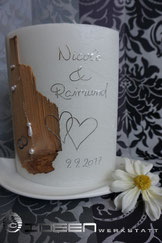 schlichte Hochzeitskerze mit Holz