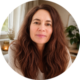 Andrea Hein schreibt über das Leben, die Seele und das Menschsein.