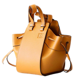 新潟市　買取　石田企画　ブランド品　LOEWE