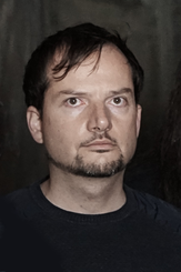 Chris - Bass