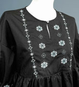 【再入荷】 刺繍の綿のトップス 4,290円→1,380円(税込) T シャツじゃラフすぎる時に 着るだけで完成