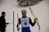 .. mit dem gebrochenen Ski