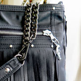 Damentasche mit Lederfransen und Nieten