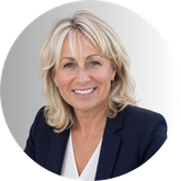 Ute Valentin vom Lambertin Immobilienteam legt großen Wert auf persönlichen Service bei Verkauf und Vermietung in Köln.