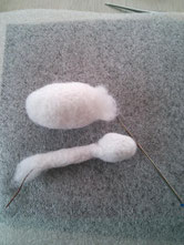 羊毛フェルト 小さいドラゴンの作り方