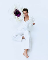 MIKA celebrite booking contact