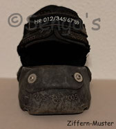 Easy Boot Glove beschriftet mit Telefonnummer