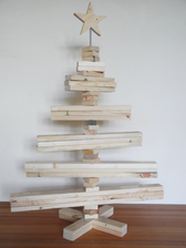 --JäTTE--Grosser Weihnachtsbaum aus Palettenholz