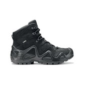 Chaussures de combat