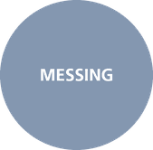 Blauer Kreis mit weißem Text „MESSING" - laseric.de