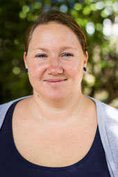 Verena Stangl, Schulassistentin 4c