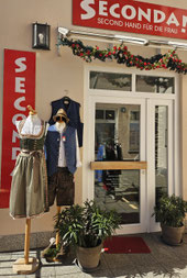 Brandneue Herren Lederhosen und Gilets!