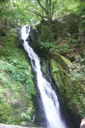 Pilat, Rochetaillée, barrage Gouffre d' Enfer, gîte