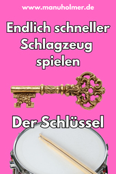 Schlüssel und kleine Trommel als Symbol für Lernerfolge beim Schlagzeugspielen