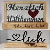 Jvi handmade Onlineshop für handgefertigte Kleinmöbel und Dekorationsartikel – einzigartige Wanddekorationen, Tischdekoration aus Holz, Garderobenbalken, Windlichter, Spiegel, Reagenzglasvasen und individuelle Holzschriftzüge. Stilvolle, rustikale und nat