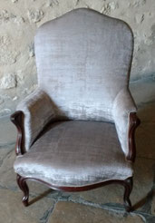 fauteuil Louis-Philippe rénové par l'atelier de Sylvie