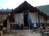 Village Karen, Dortoir extérieur