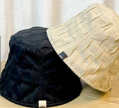 変わり織生地バケット 2,200円→1,680円(税込)  サイズ調整付き 素材感で勝っている気が します   