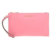 Rosa Clutch von Michael Kors