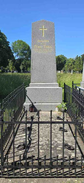 Gruft der Fam. Tomas am Wr. Zentralfriedhof