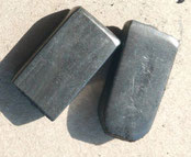 2 alte graphitblocks