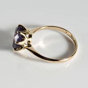 K18石座作り変え修復の合成アレキサンドライトリング