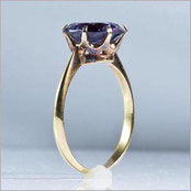 修復前K18打刻の合成アレキサンドライトリング