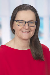 Lehrerin Maria Zvonarits-Karall