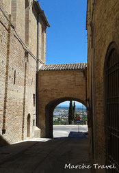 Porta di San Domenico, Recanati