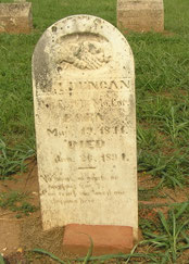 Added by: Gloria on 1 Oct 2012 (findagrave.com)  (click to enlarge)