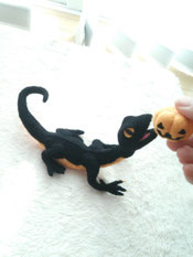 羊毛フェルト トカゲ ドラゴン ハロウィン