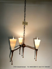 TD05C-02 Alabasterlampe Eßtischlampe, Fb. creme, mit in braun Rostoptik patinerten Schmiedeeisen. 40 x 31 cm, Höhe variabel: 378,- €, zzgl. Versand