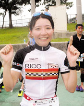 闘病生活からの完全復活をアピールした森本さん