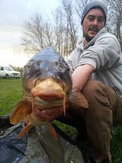 Pêcher la carpe à Bouxier et Mont vue de poisson