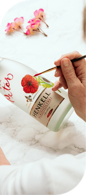 Art-Event Idee, Bottle Painting, Flaschenmalerei, Speedpainting, Auftrag, PR Influencer Messe Konferenz Event, Stuttgart, München, Frankfurt, Zürich, Bodensee, Sigrid-Bengel, schriftundkunst.de