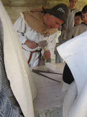 chateau eaucourt sur somme picardie visite groupe adulte repas médiéval animations savoir-faire ancestraux