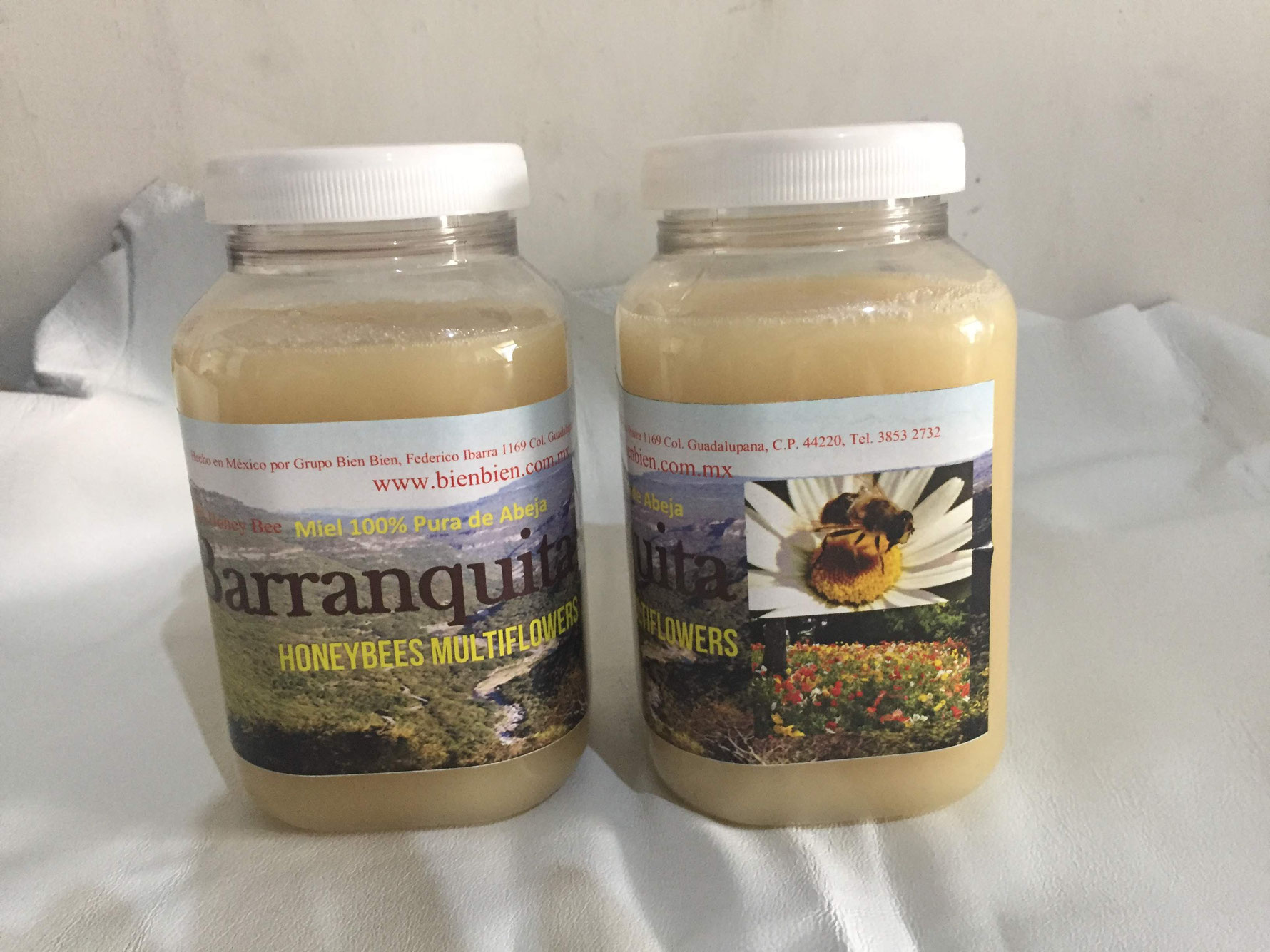 B) Miel de Flor de Mezquite/Mezquite Tree Flower's Bee Honey/ 메스끼테나무 꽃 B) Miel de Flor de Mezquite/Mezquite Tree Flower's Bee Honey/ 메스끼테나무 꽃