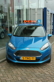 'vers' van de ford dealer